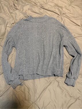 Women's Heather Gray Ribbed Knit Sweater